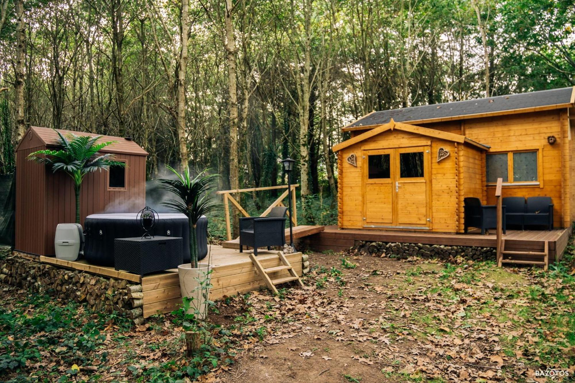 Cabane Insolite Avec Escape Game Saint-Évarzec Exteriör bild