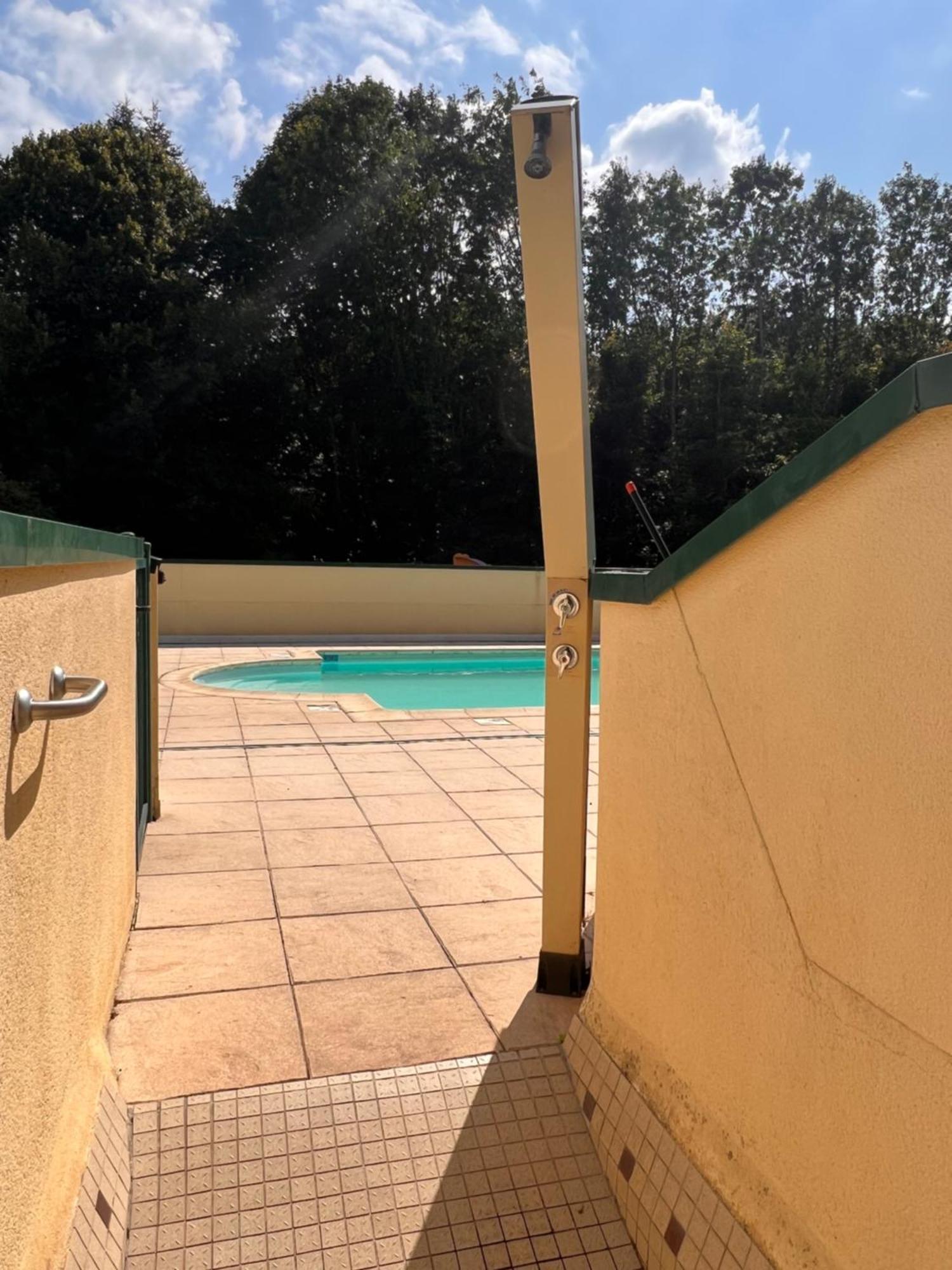 Cabane Insolite Avec Escape Game Saint-Évarzec Exteriör bild
